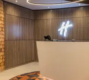 Meet at Holiday Inn Edinburgh