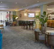 Meet at DoubleTree by Hilton Hotel Southampton