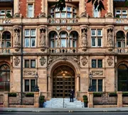 Meet, celebrate and enjoy in Kimpton Fitzroy London